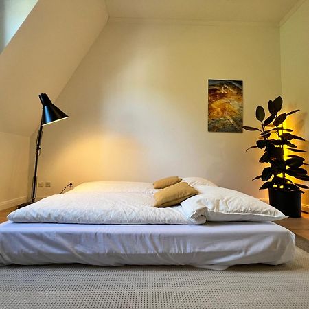 Renoviertes Design Apartment Mit Toller Terasse Mulheim an der Ruhr Bagian luar foto