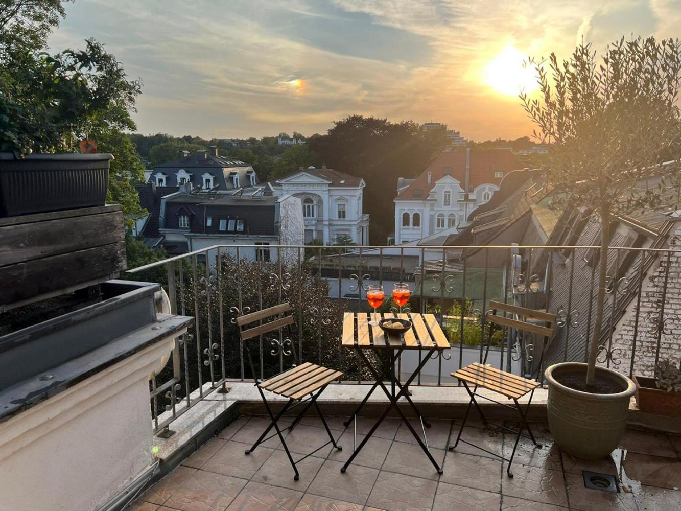 Renoviertes Design Apartment Mit Toller Terasse Mulheim an der Ruhr Bagian luar foto