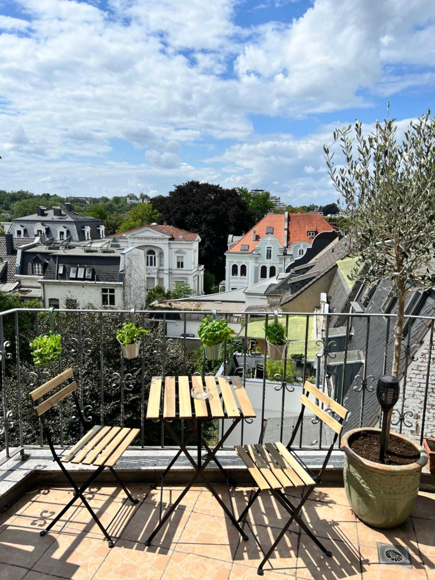 Renoviertes Design Apartment Mit Toller Terasse Mulheim an der Ruhr Bagian luar foto
